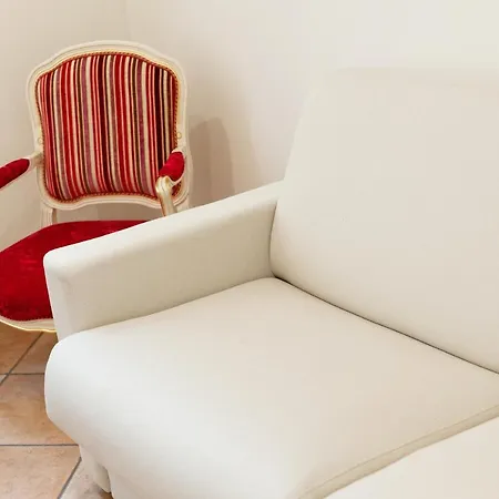 בית הארחה Residenza Catullo